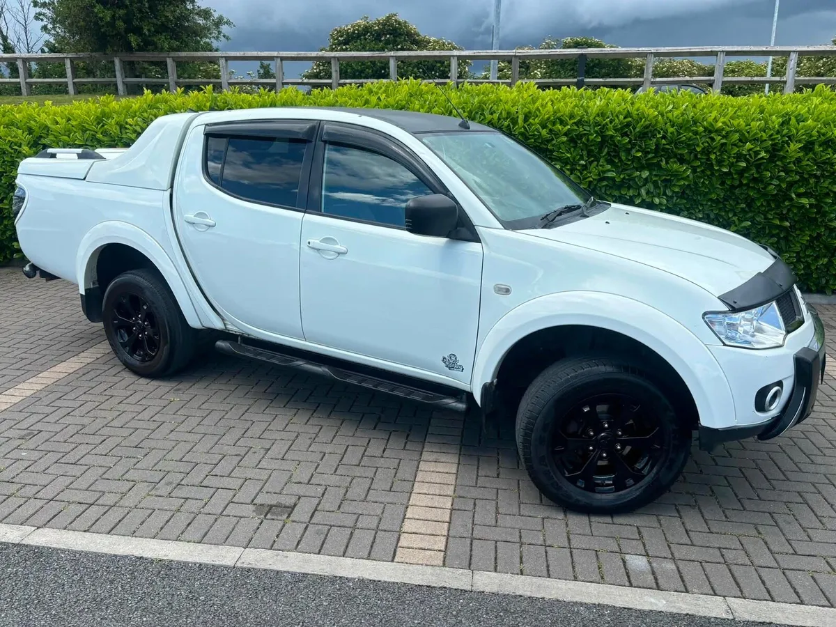 MITSUBISHI L200 BARBARIAN AUTOMATIC NEW DOE FSH - Image 3