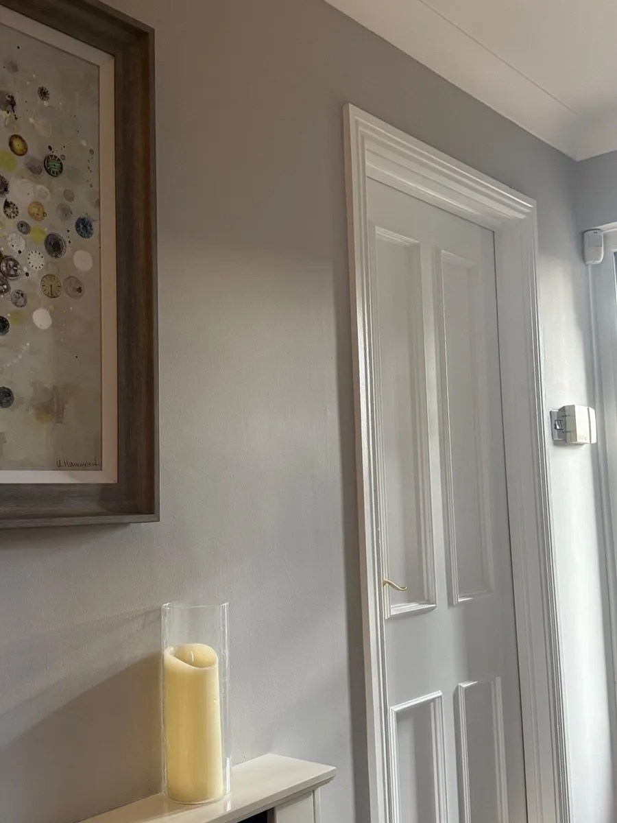White internal doors - Image 1
