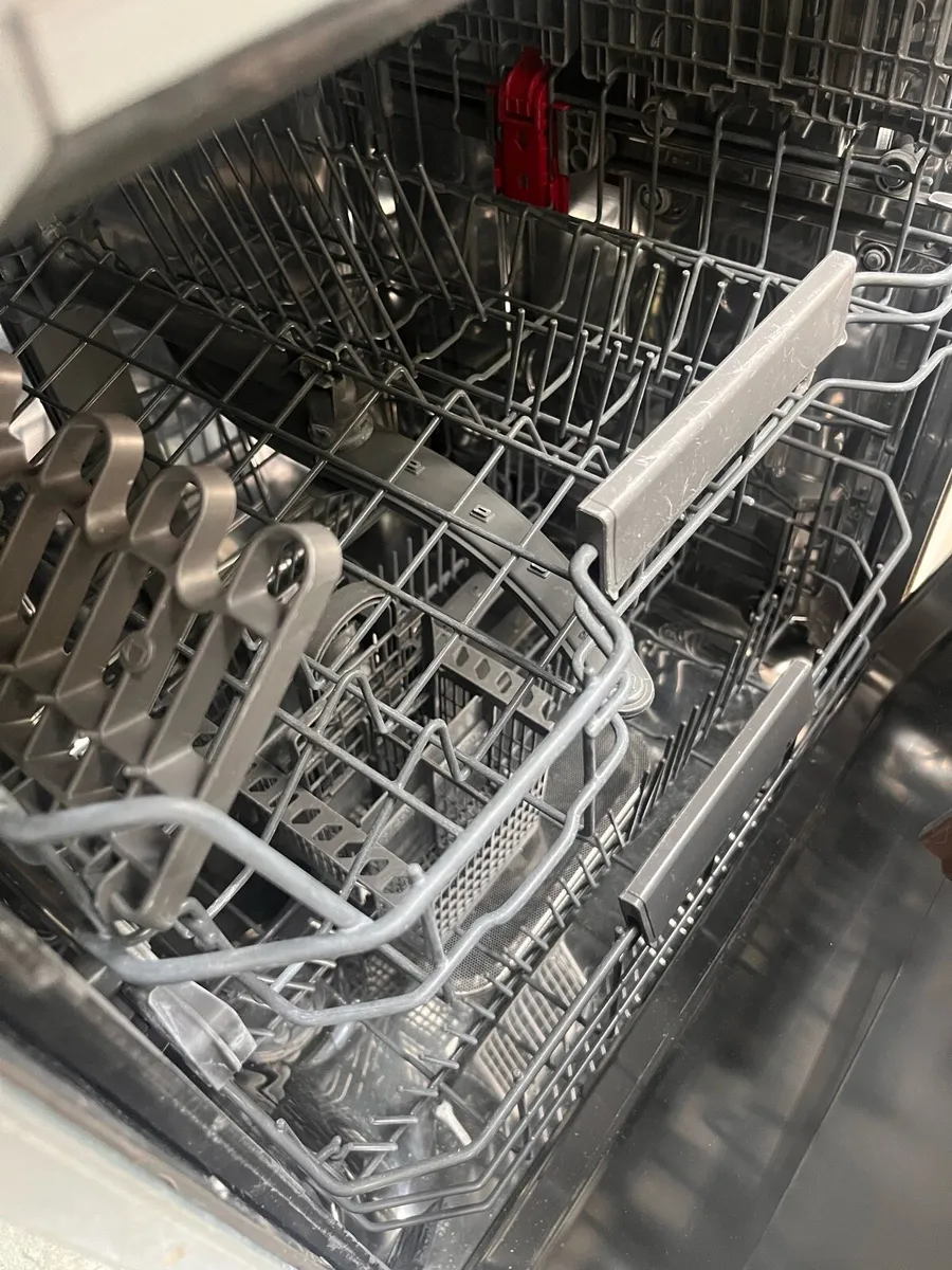 Dishwasher (integrated, free) - Image 3