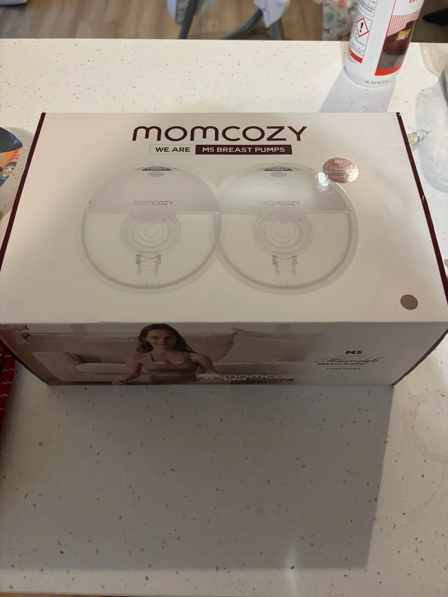 Momcozy M5 and Ardo Alyssa Double Electric pump - Image 4