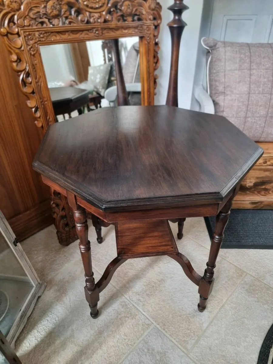 Beautiful Occasional Lamp Table - Image 3