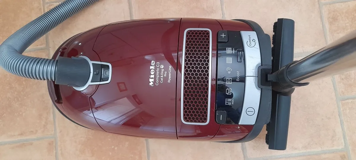 C&D Miele vacuum cleaner - Image 3