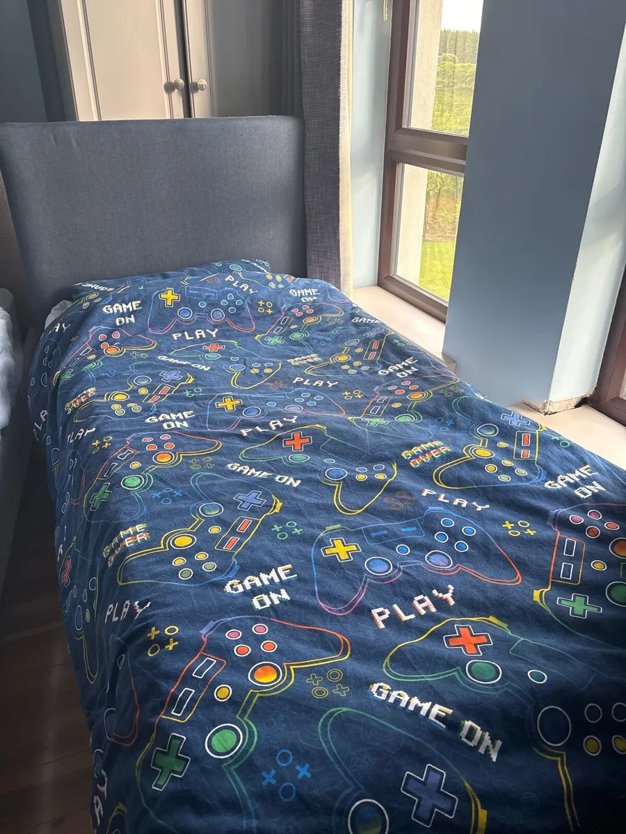Single bed