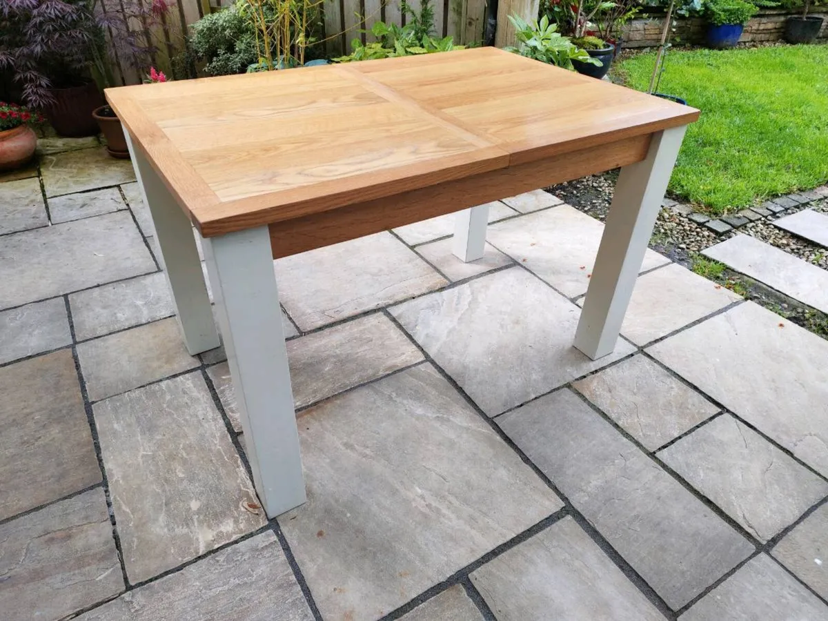 Small Kitchen dining table - Image 1