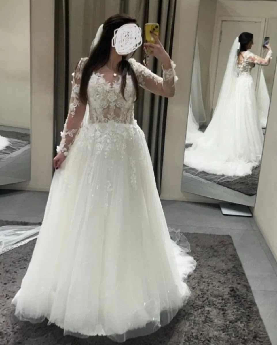 ✨ Wedding Dress & Veil – UK 8 / EU 36✨ - Image 4