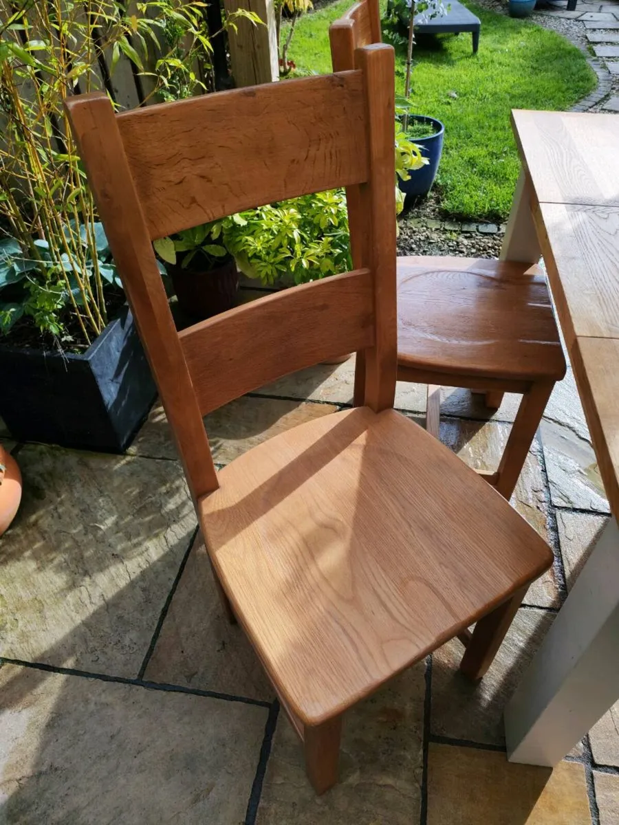 Kitchen dining table - Image 3
