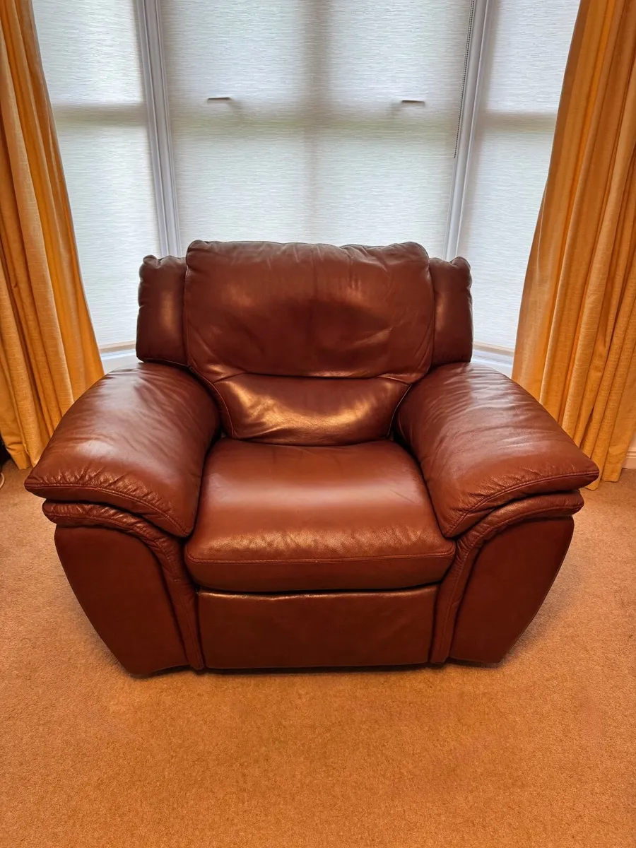 Brown Leather Sofa Set - Image 3