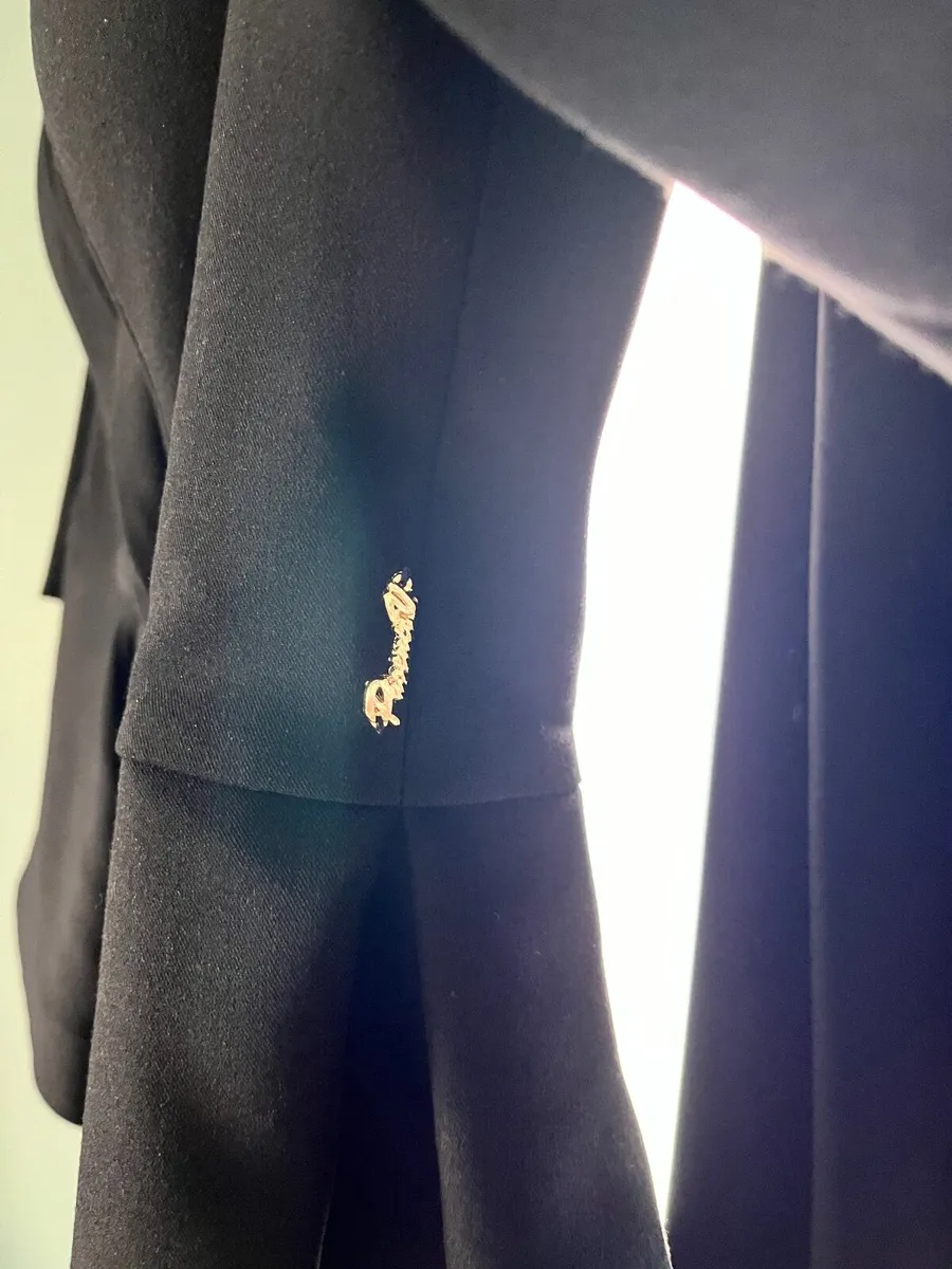 Phoenix V trouser suit - Image 2