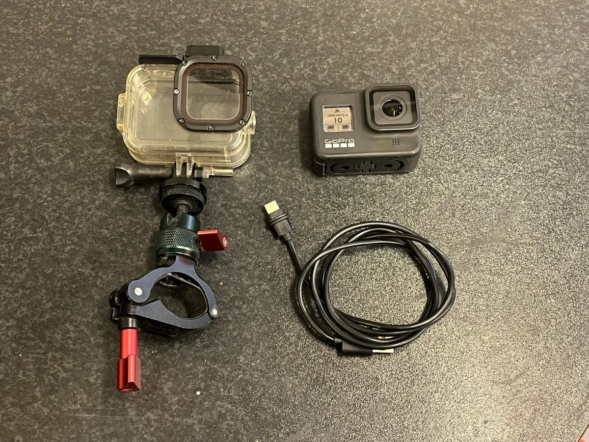 Go Pro 8 & waterproof mount - Image 1