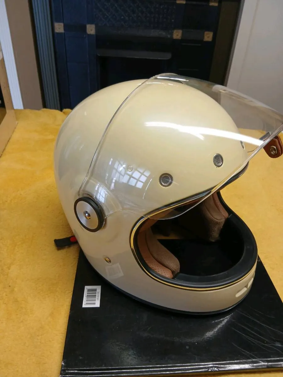 Stoner helmet - Image 1