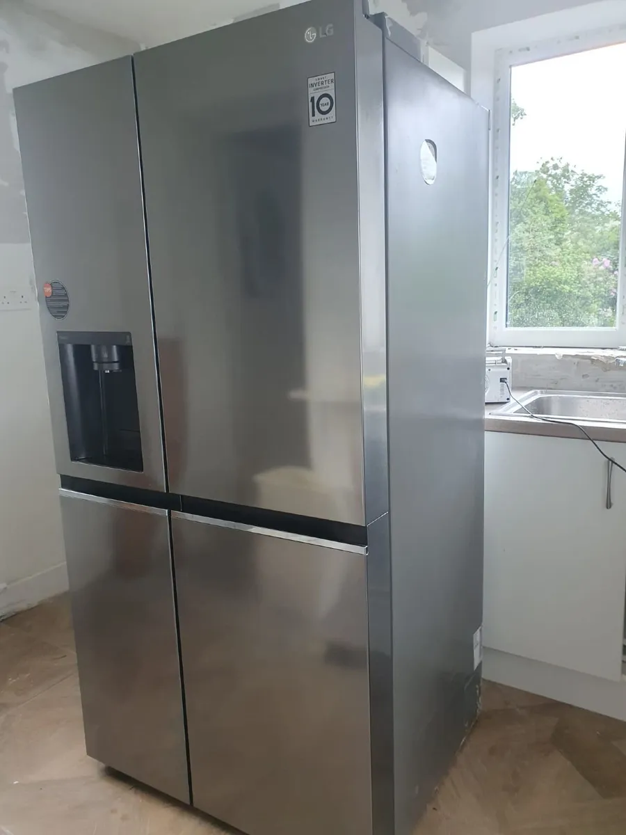 LG Large Fridge Freezer - Image 2