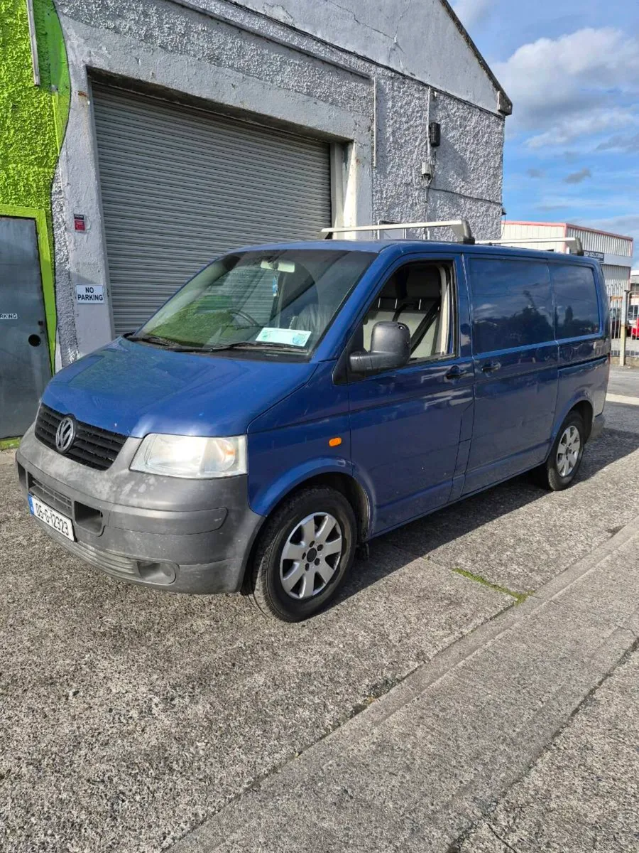Vw transporter. 2.5 tdi - Image 1