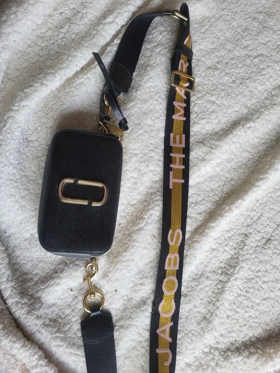 Marc Jacobs camera bag