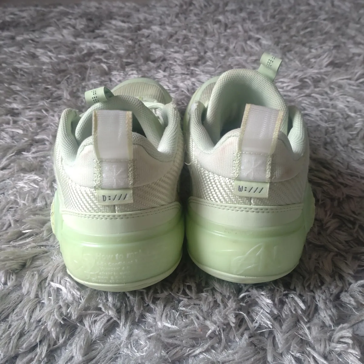 Basketball Shoes - Image 4