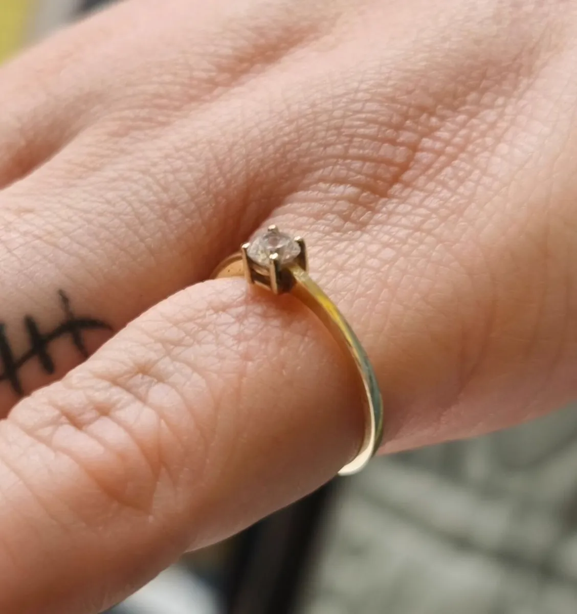 Gold ring - Image 2