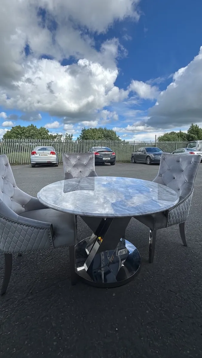 Marble Table with set of 4 chairs - Image 1