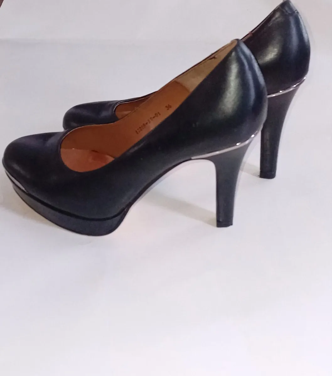 Italian Heels UK4 - Image 1