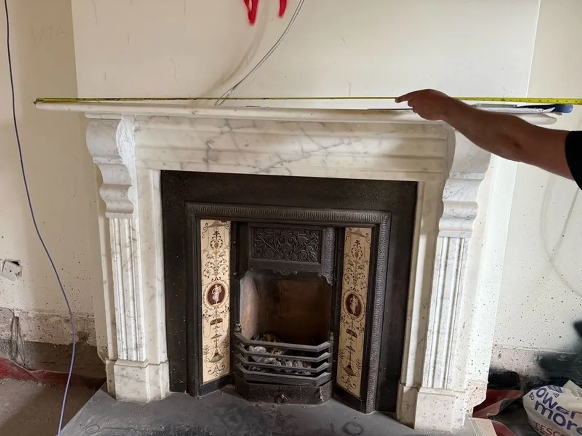 Original Victorian Marble Fireplace with Cast Iron Insert - Image 3