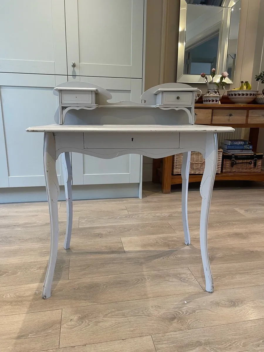 Vintage dressing table - Image 1