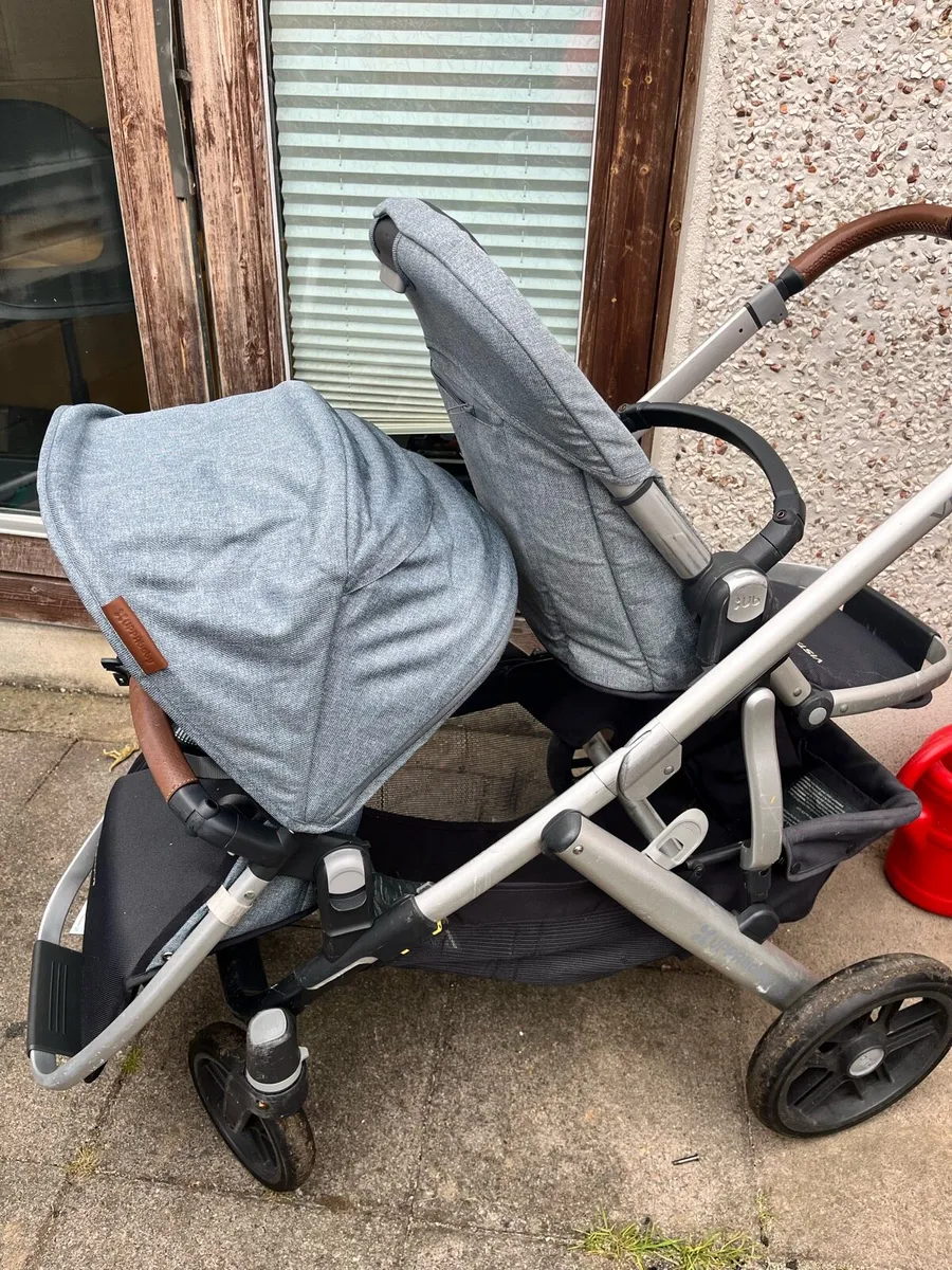 Uppababy v2  with rumble seat - Image 1