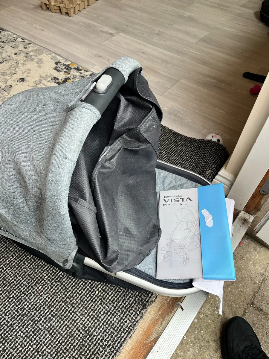 Uppababy v2  with rumble seat - Image 2