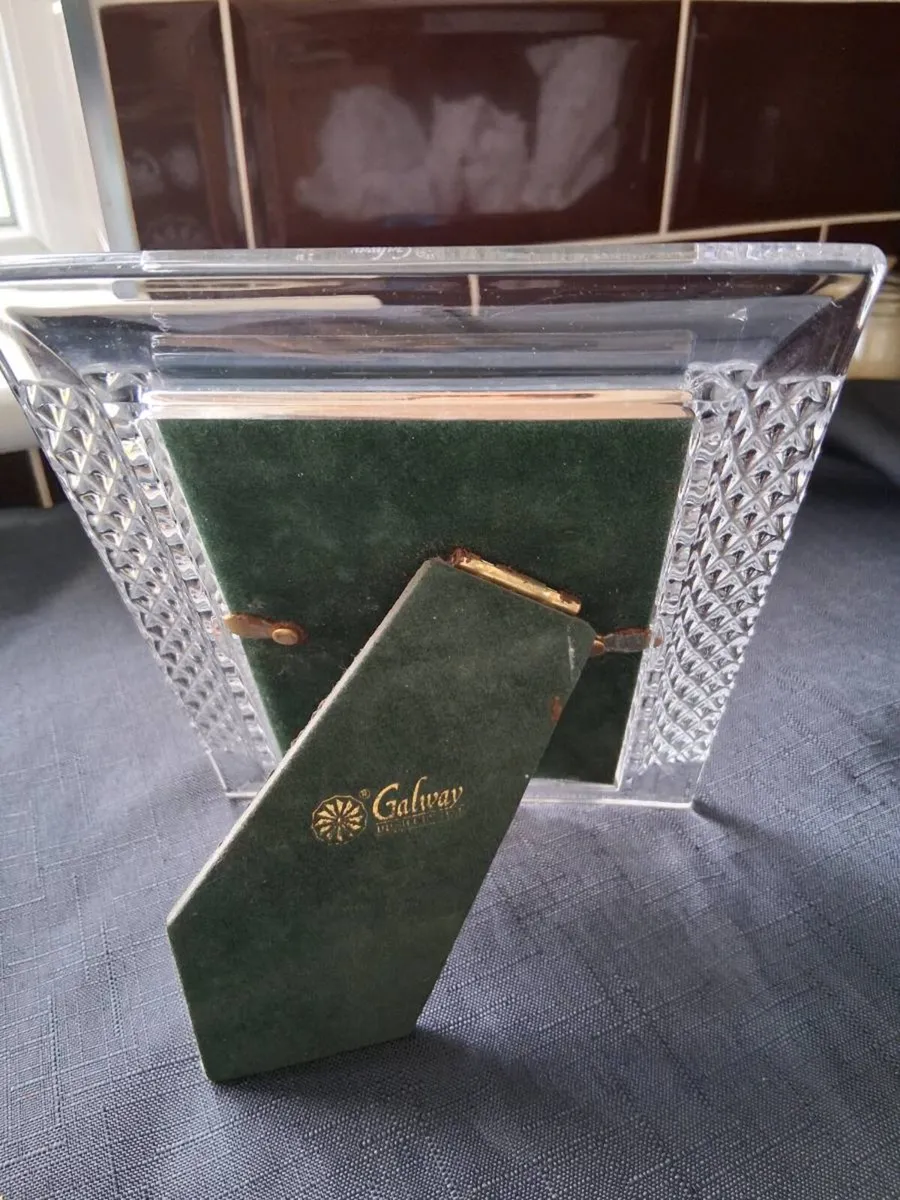Galway Crystal Photo Frame - Image 2