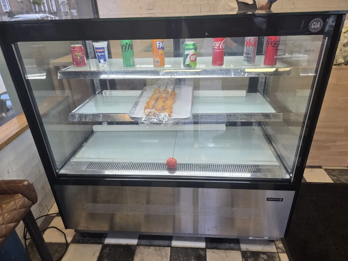 Display fridge - Image 1