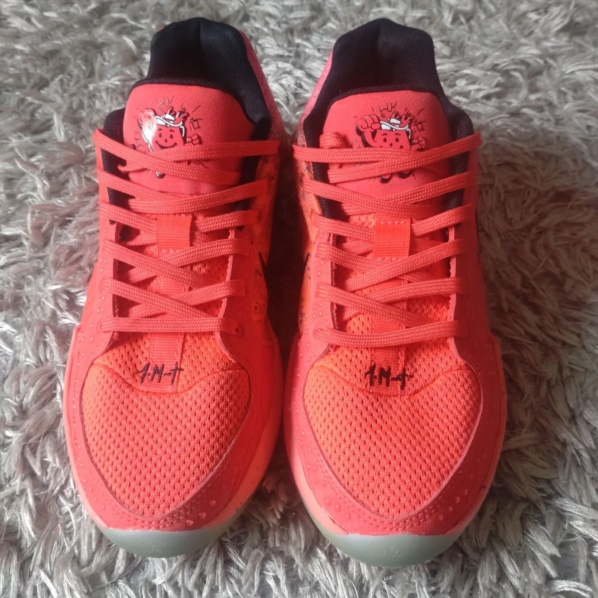 Basketball shoes - Image 2