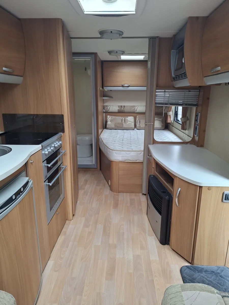 Caravan - Image 3