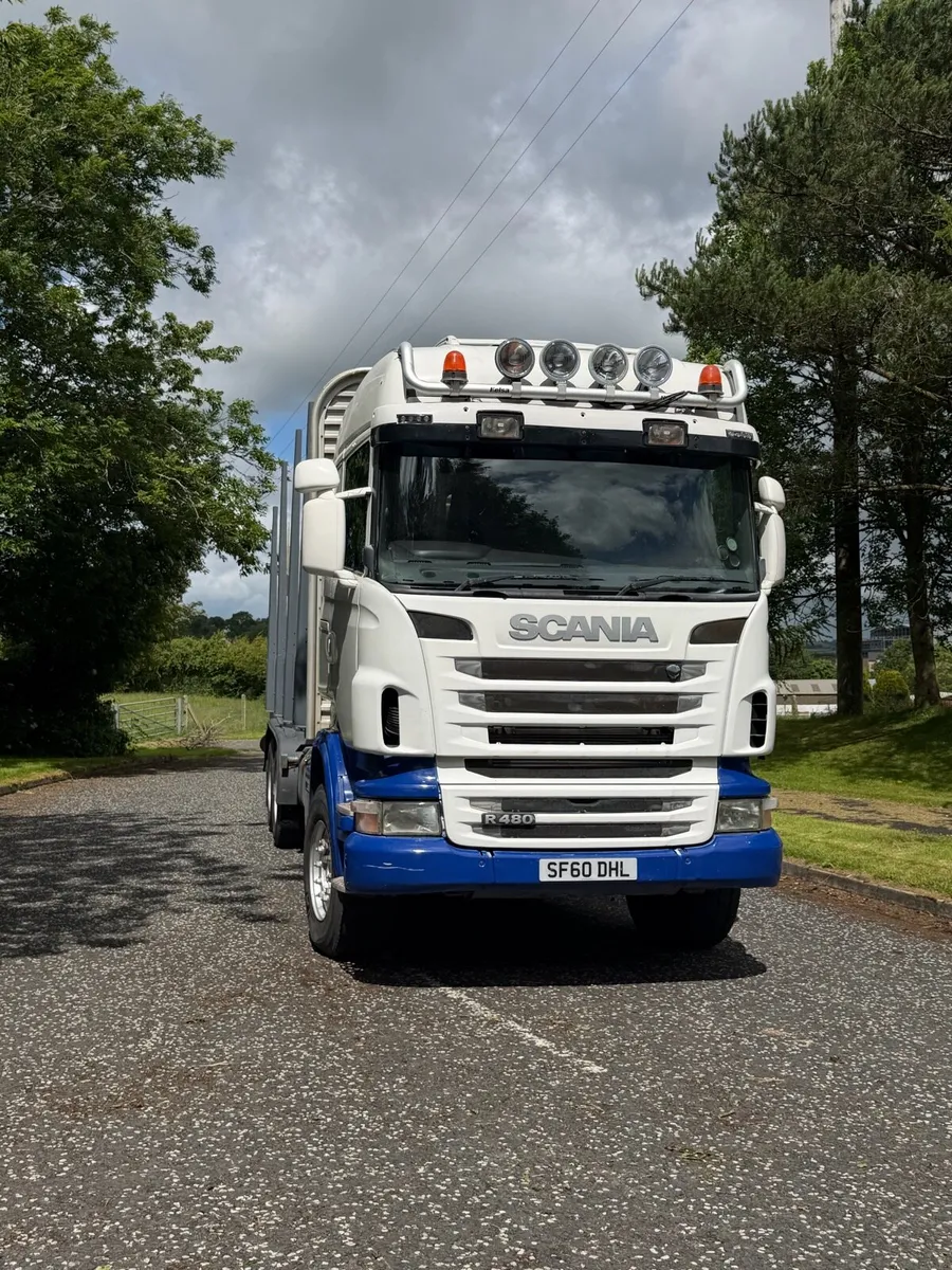 SCANIA LOG LORRY - Image 2