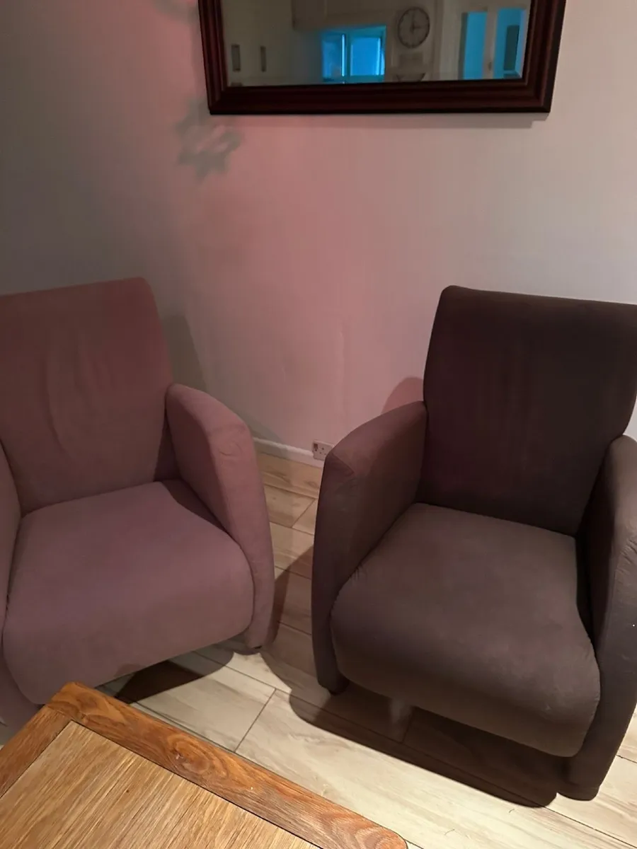 4 Armchairs - Image 1