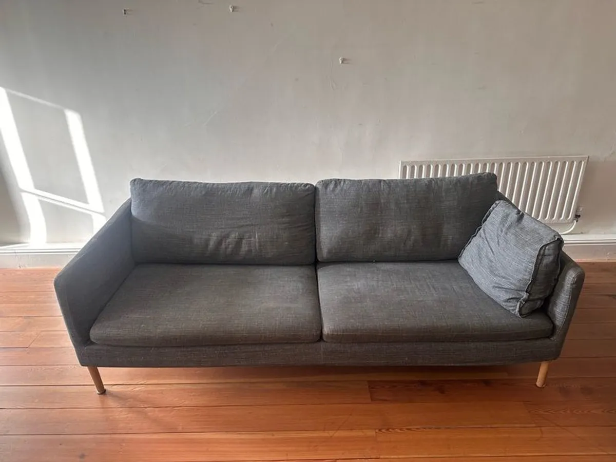 couch - Image 3