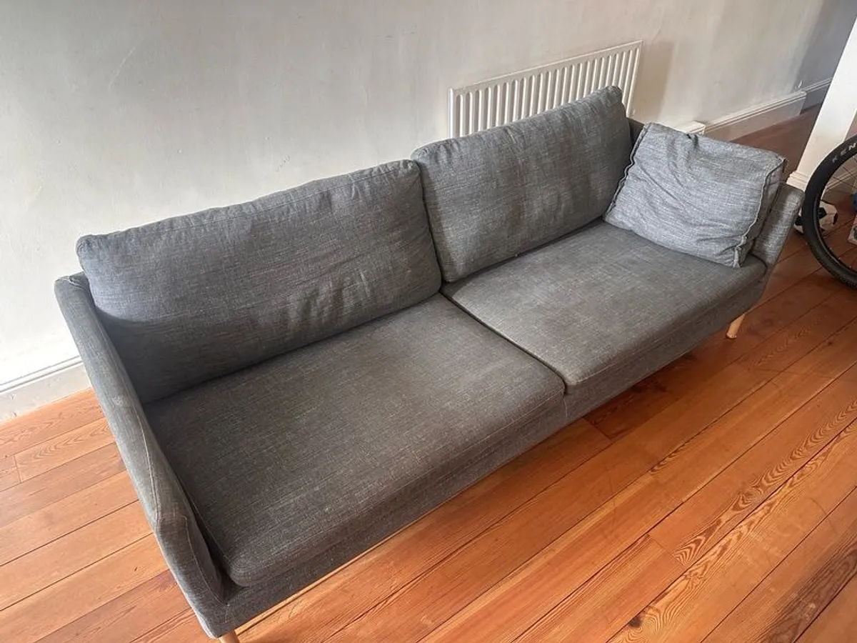 couch - Image 4