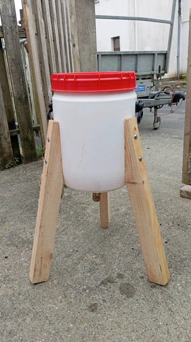 Pheasant feeders - Image 2