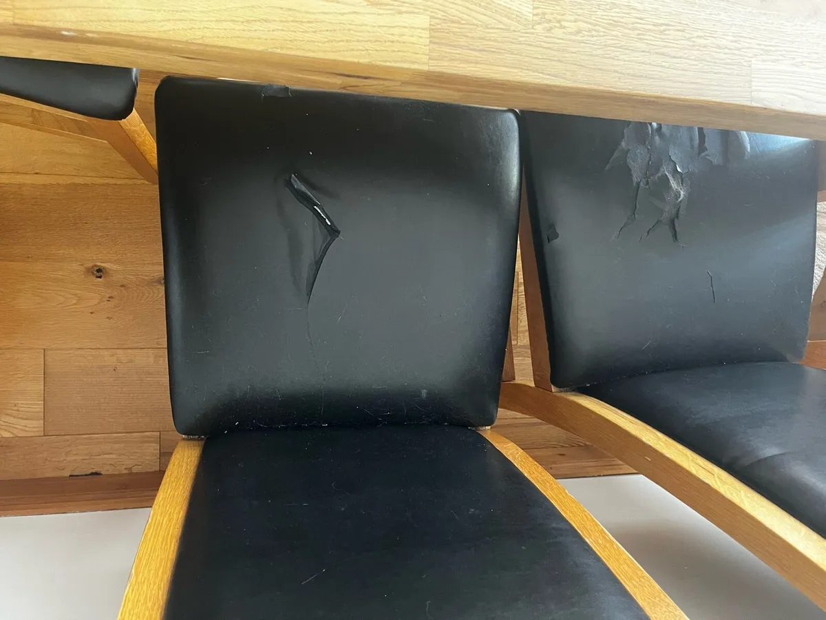 Dining table and 6 chairs - Image 2