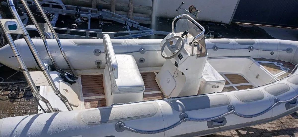 Valiant 520 Rib - Image 4