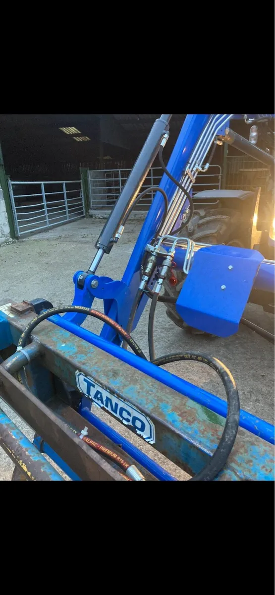 Bale Handler - Image 4