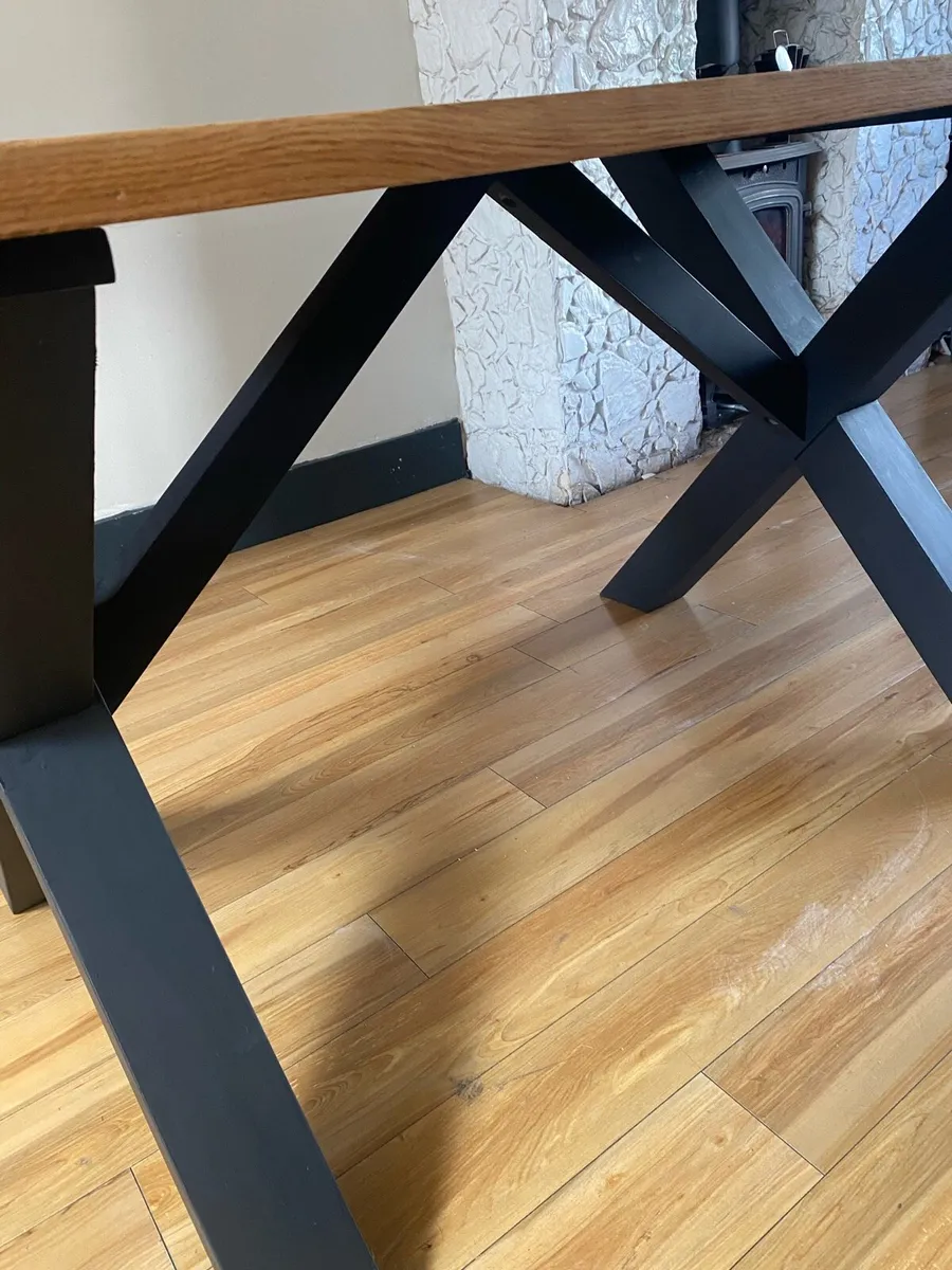 Kitchen table & bench - Image 4