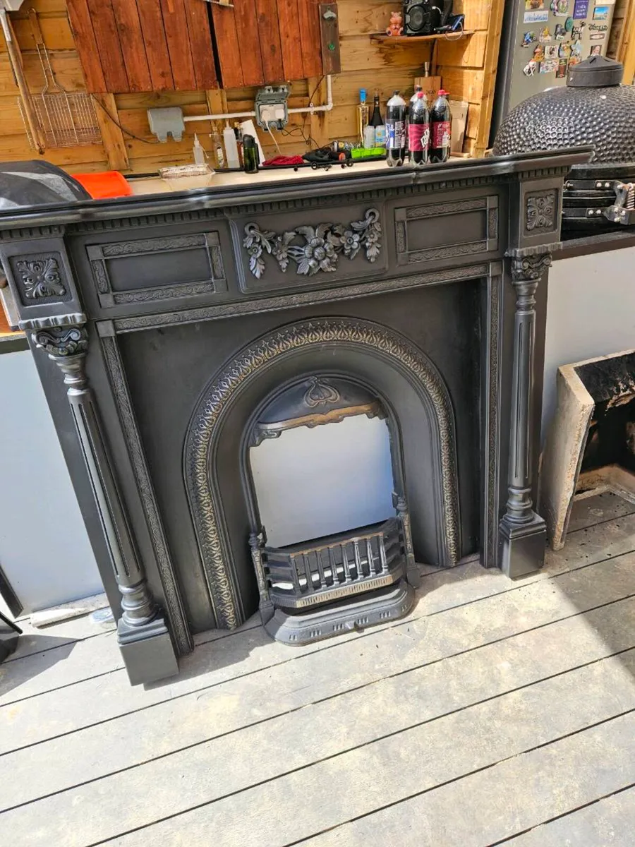 Fire place - Image 2