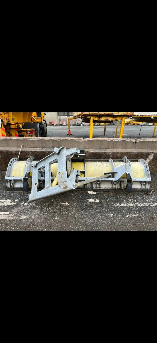 Snow plough - Image 2