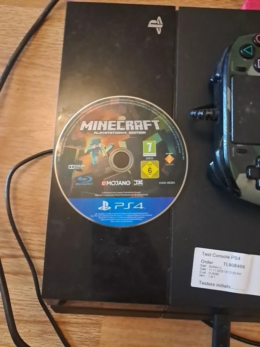 playstation 4 with minecraft - Image 3