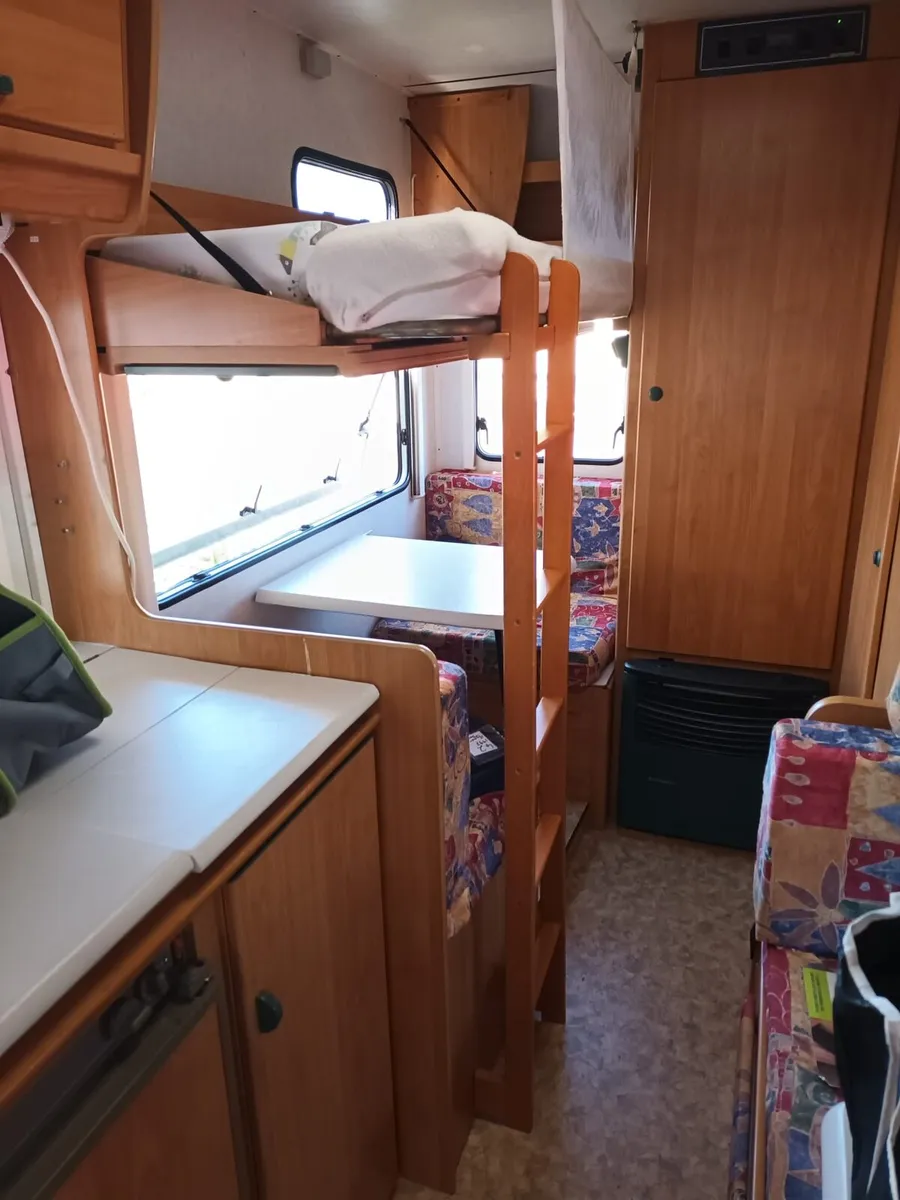 Camper - Image 4