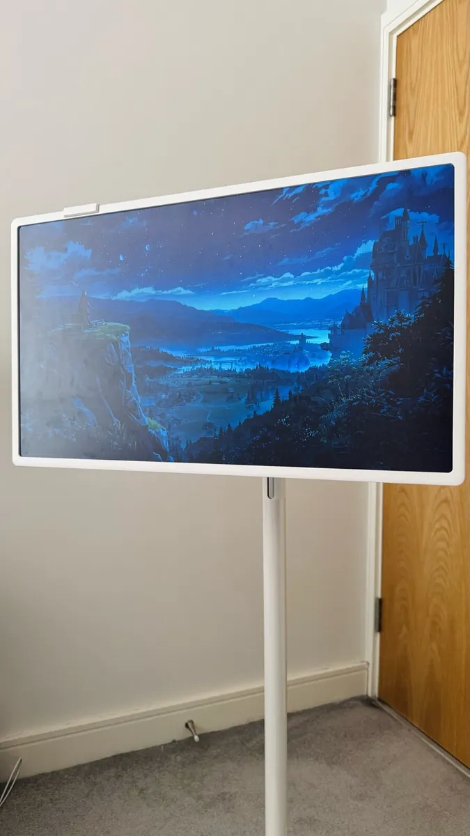 LG StanbyME 27" Rollable Touch Screen Smart TV - Image 3