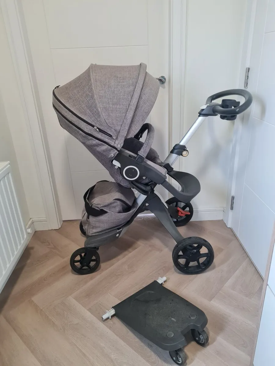Pram - Image 3