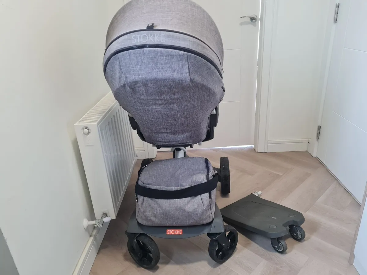 Pram - Image 2
