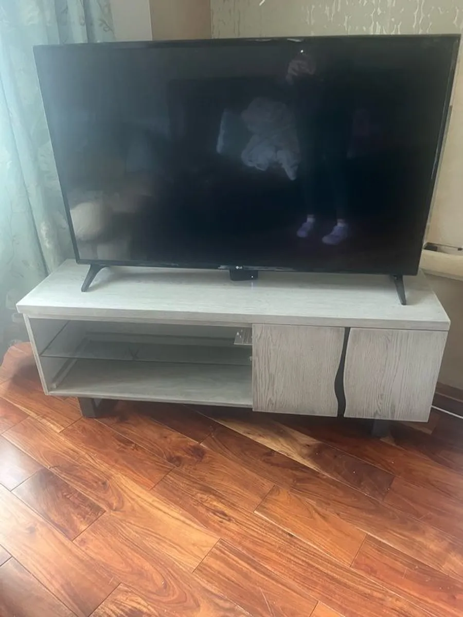 sitting furniture - Image 2