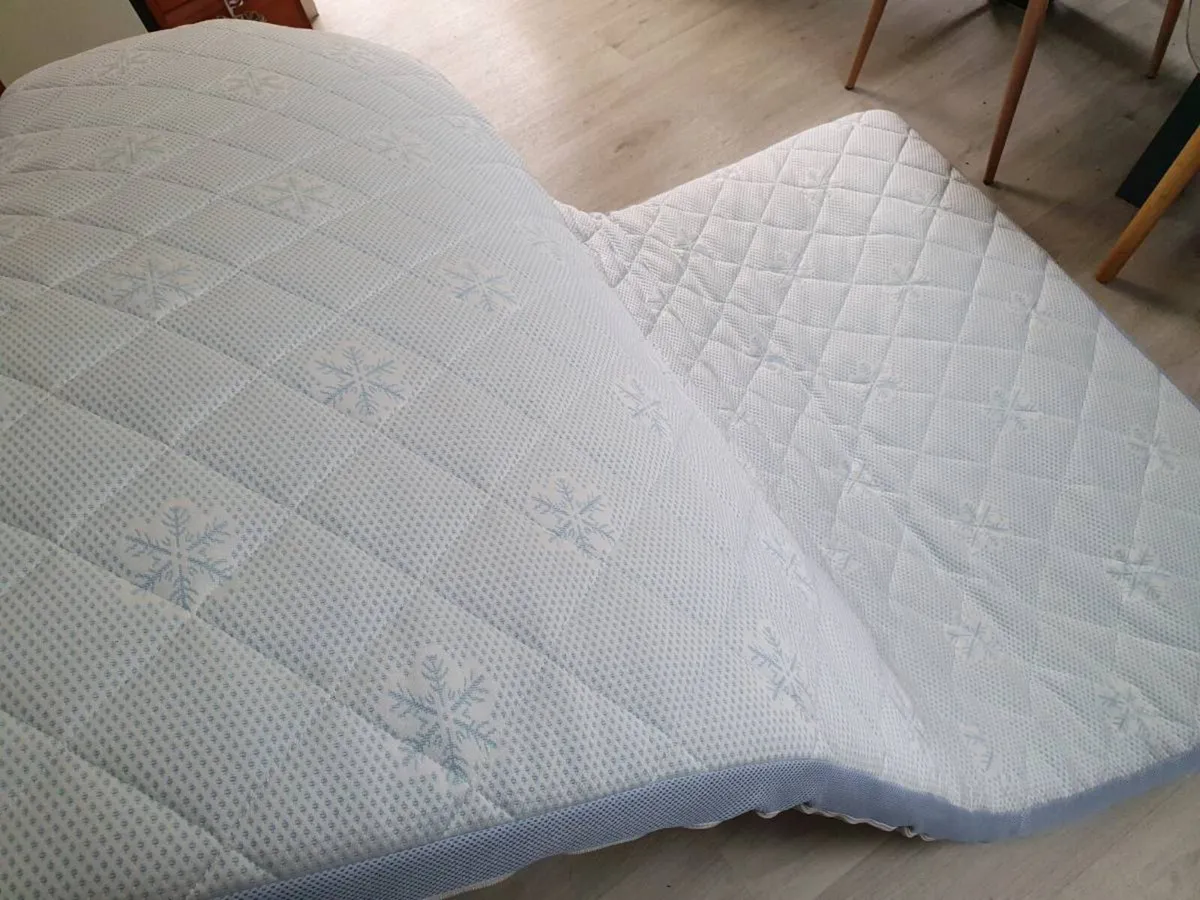 4ft6 matrasse  topper - Image 2