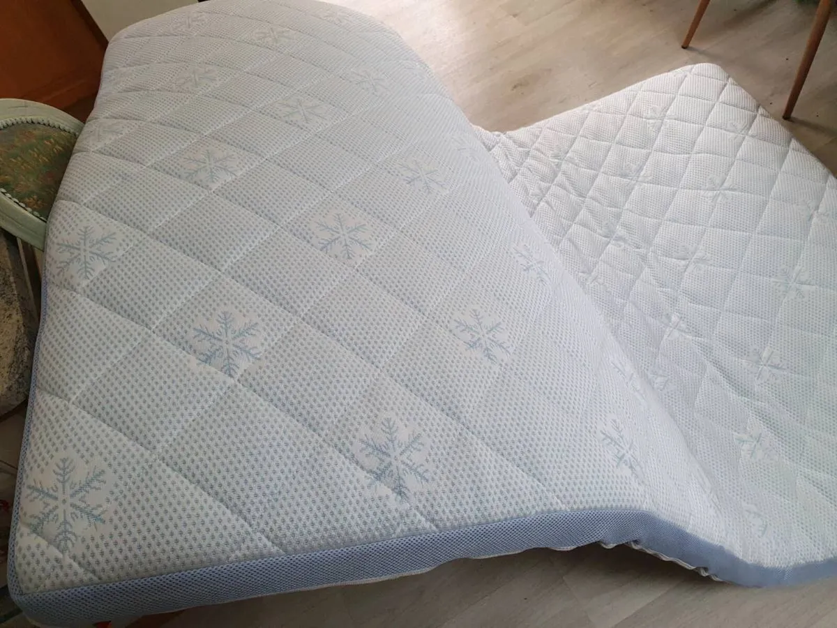 4ft6 matrasse  topper - Image 3