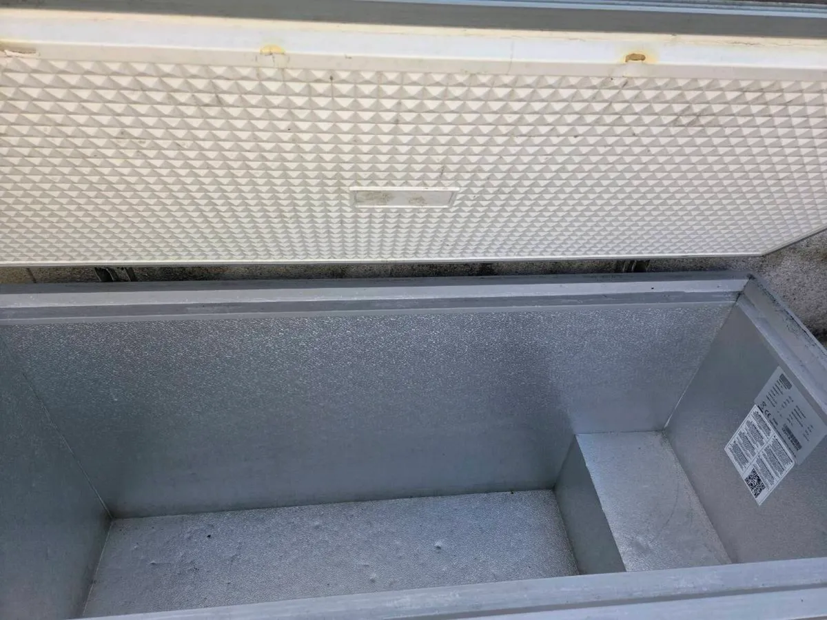 Chest freezer - Image 2