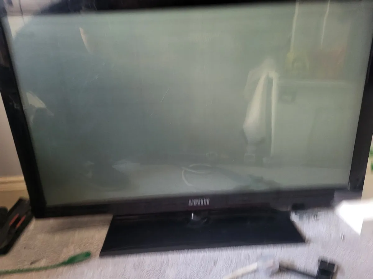 TV - Image 2